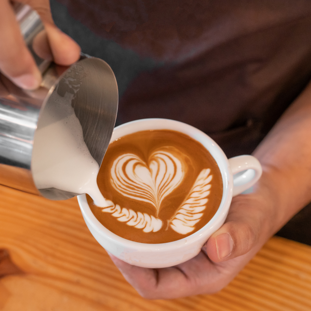 Formation latte art cœur et tulipe MaxiCoffee